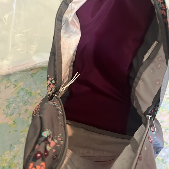 Jansport | Shady Grey Sprinkled Floral Backpack School Books Travel Commute Gym - Picture 10 of 11